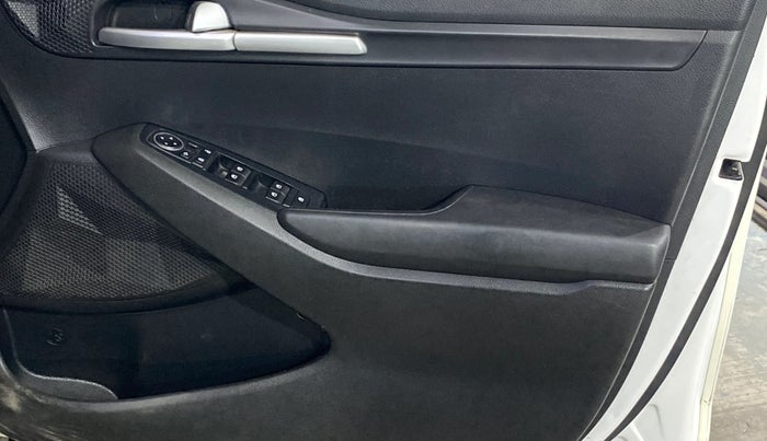 2022 KIA SELTOS HTK PLUS 1.5 DIESEL, Diesel, Manual, 70,089 km, Driver Side Door Panels Control