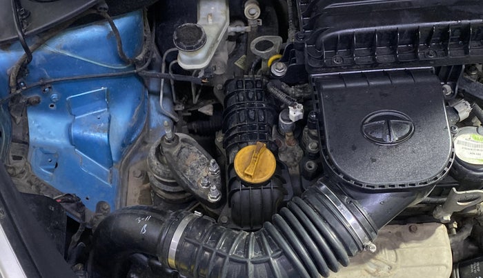 2016 Tata Tiago XT PETROL, Petrol, Manual, 65,462 km, Engine View - Right