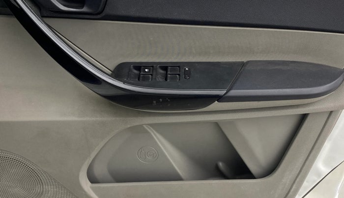 2019 Tata Tiago XM PETROL, Petrol, Manual, 23,621 km, Driver Side Door Panels Control