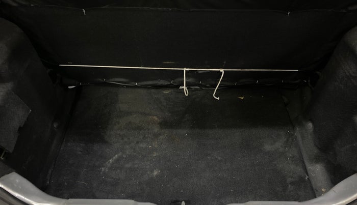 2018 Tata Tiago XT DIESEL, Diesel, Manual, 1,21,378 km, Boot Inside