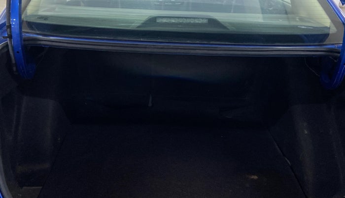 2022 Volkswagen VIRTUS HIGHLINE TSI 1.0 MT, Petrol, Manual, 59,237 km, Boot Inside