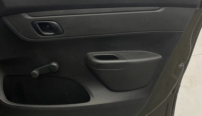 2018 Renault Kwid RXL 1.0, Petrol, Manual, 83,490 km, Driver Side Door Panels Control