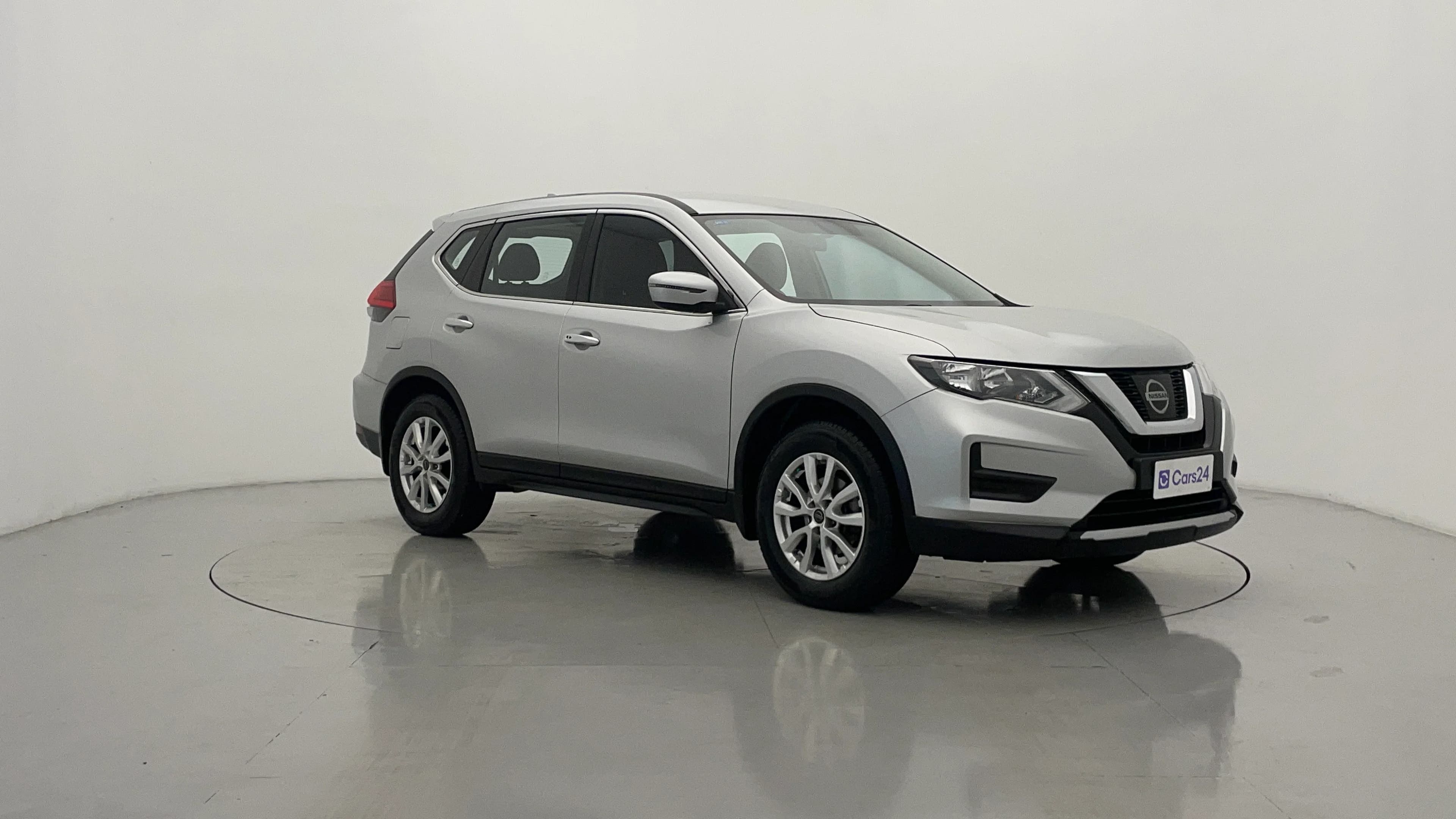 Nissan X-trail image