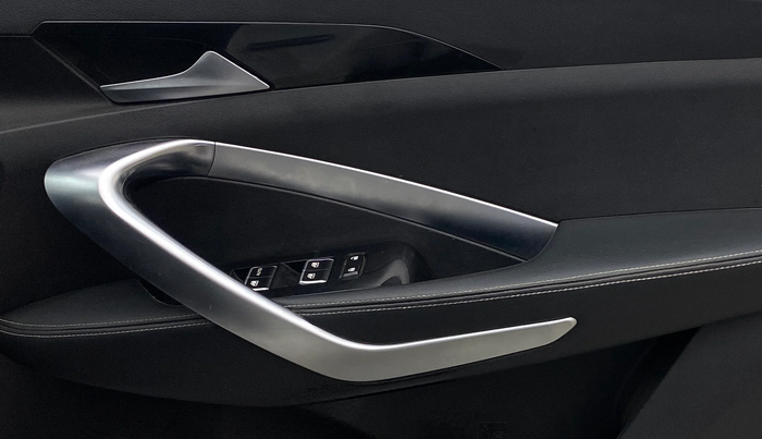 2020 MG HECTOR SHARP 1.5 DCT PETROL, Petrol, Automatic, 93,327 km, Driver Side Door Panels Control