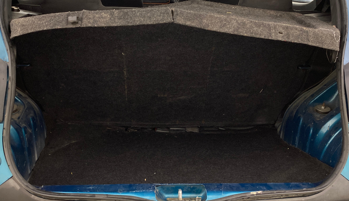 2022 Renault Kwid CLIMBER 1.0 (O), Petrol, Manual, 56,919 km, Boot Inside