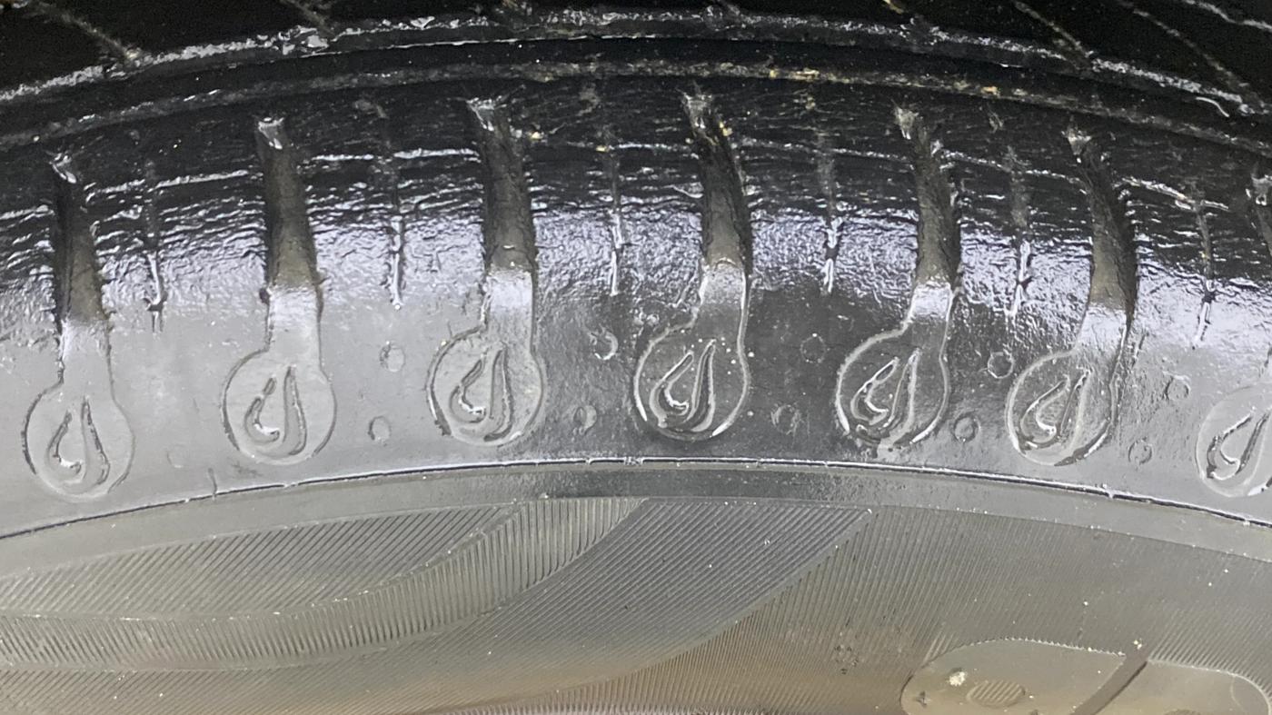 2022 Renault Kwid CLIMBER 1.0 (O), Petrol, Manual, 56,919 km, Left Front Tyre Tread