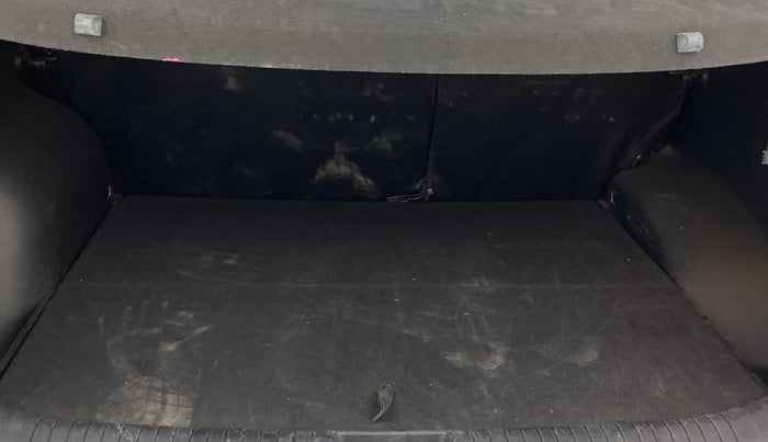 2016 Hyundai Creta SX PLUS AT 1.6 PETROL, Petrol, Automatic, 52,613 km, Boot Inside