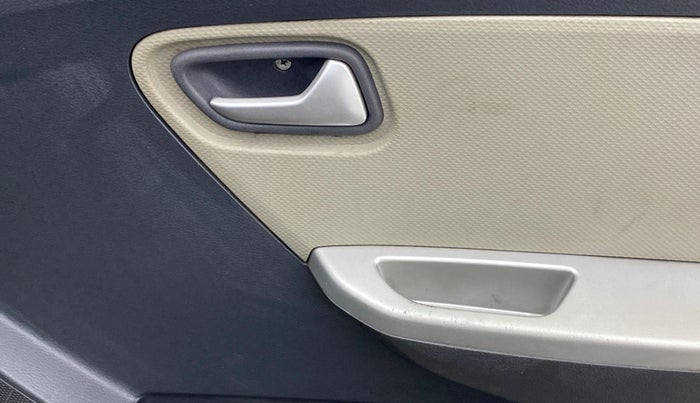 2015 Maruti Alto K10 VXI, Petrol, Manual, 66,115 km, Driver Side Door Panels Control