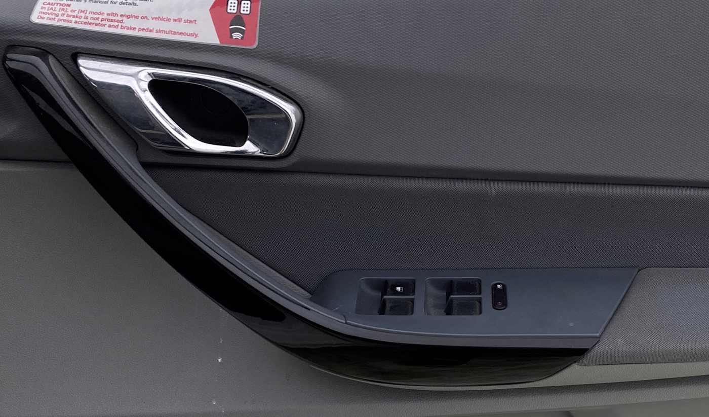 2021 Tata TIGOR XZA PLUS PETROL, Petrol, Automatic, 40,065 km, Driver Side Door Panels Control