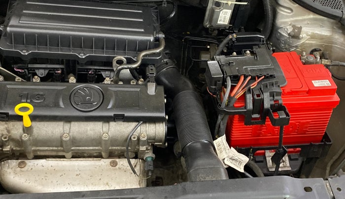 2017 Skoda Rapid STYLE 1.6 MPI AT, Petrol, Automatic, 46,339 km, Engine View - Left