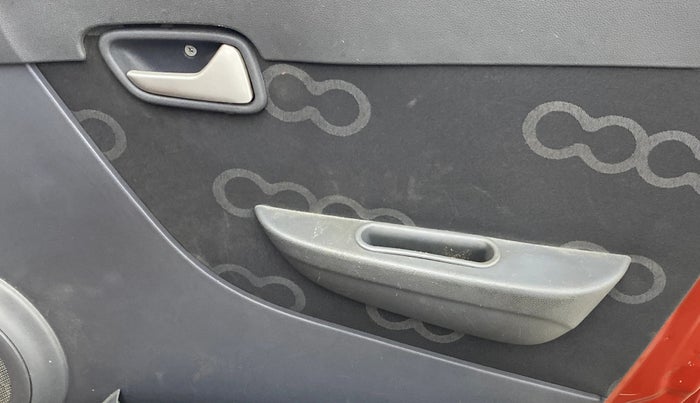 2015 Maruti Alto 800 VXI, Petrol, Manual, 51,074 km, Driver Side Door Panels Control