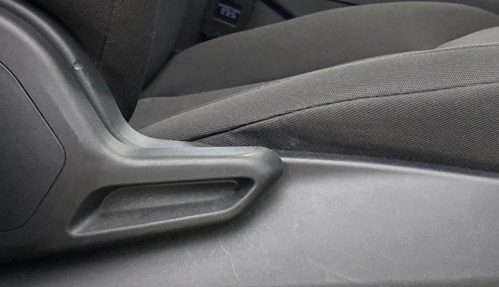 2025 Tata NEXON Smart Plus 1.2 iCNG, CNG, Manual, 5,710 km, Driver Side Adjustment Panel