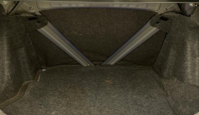 2016 Honda Amaze 1.2L I-VTEC S, Petrol, Manual, 56,575 km, Boot Inside