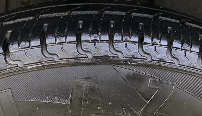 2016 Renault Kwid RXT 0.8, Petrol, Manual, 76,709 km, Left Front Tyre Tread