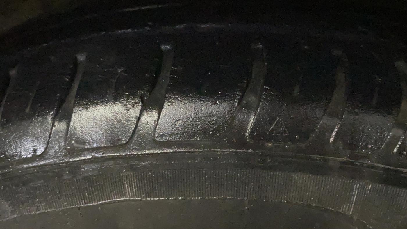 2020 Maruti Swift LXI, Petrol, Manual, 59,912 km, Left Front Tyre Tread