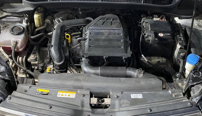 2022 Skoda KUSHAQ STYLE 1.0L TSI MT, Petrol, Manual, 33,107 km, Engine View