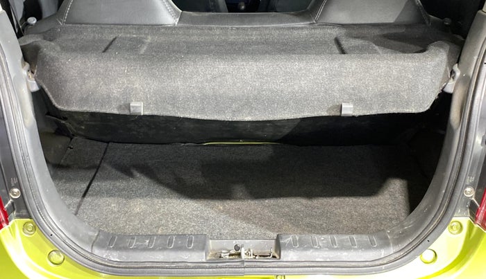 2017 Maruti Alto 800 LXI, Petrol, Manual, 13,097 km, Boot Inside