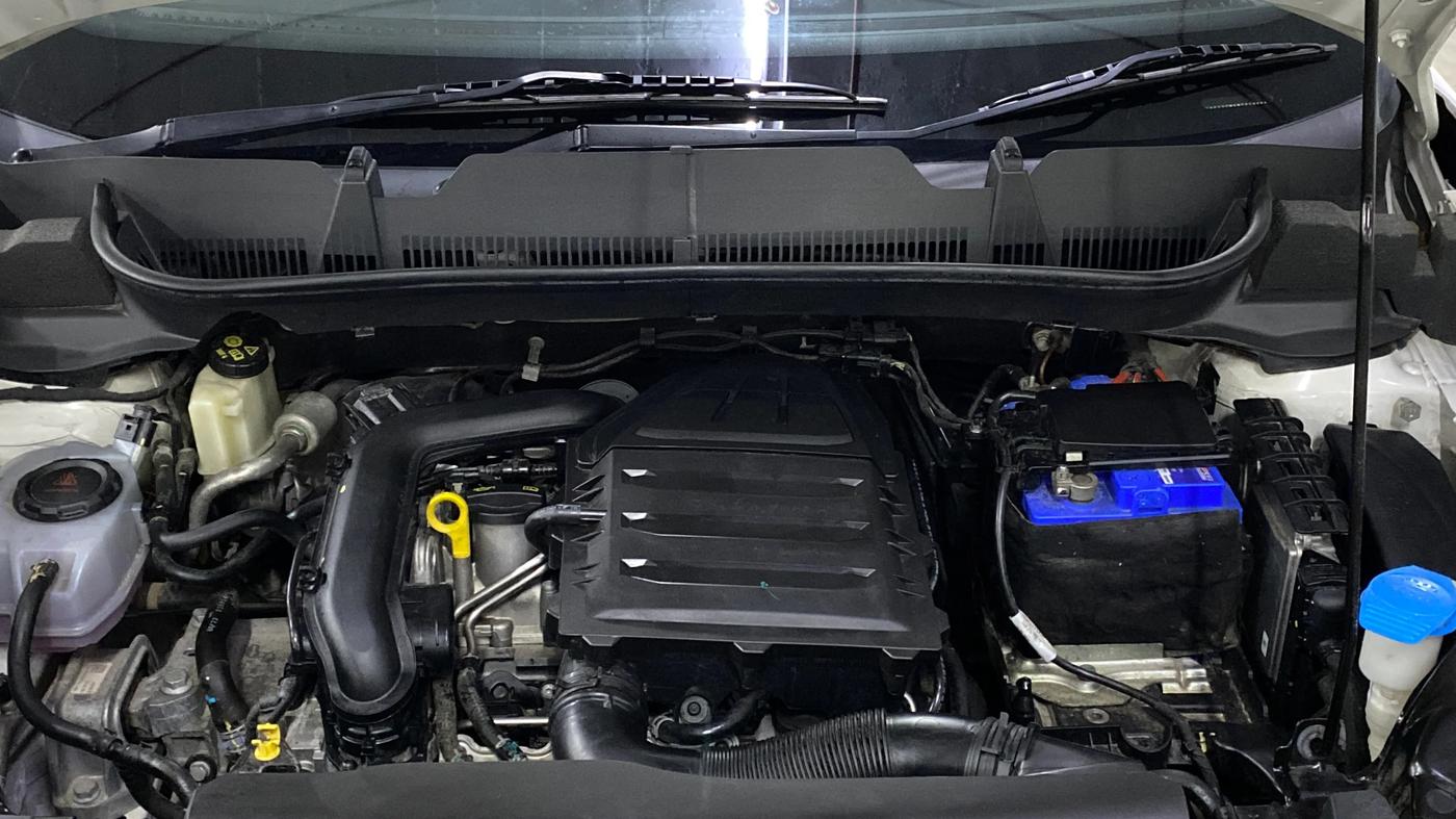 2022 Volkswagen TAIGUN HIGHLINE 1.0 TSI MT, Petrol, Manual, 42,419 km, Engine View