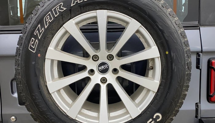 2022 Mahindra Thar LX HARD TOP 4WD MT, Diesel, Manual, 52,746 km, Spare Tyre