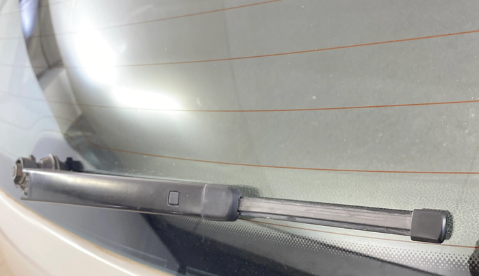 2014 Volkswagen Polo HIGHLINE1.2L, Petrol, Manual, 70,943 km, Rear Wiper