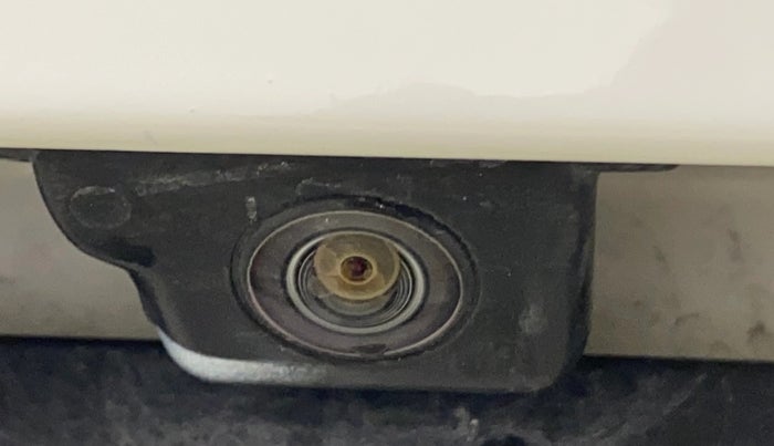 2017 Volkswagen Ameo HIGHLINE1.2L PLUS 16 ALLOY, Petrol, Manual, 83,634 km, Parking Camera