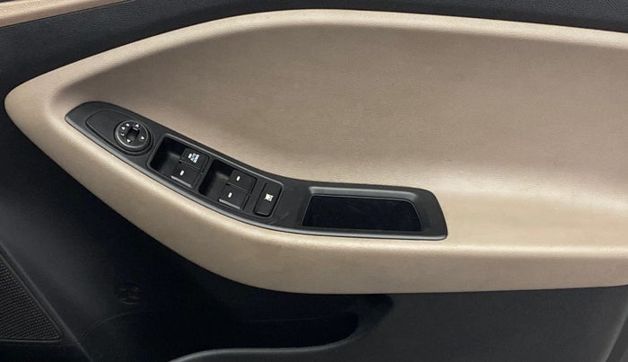 2020 Hyundai Elite i20 MAGNA PLUS 1.2, Petrol, Manual, 1,08,545 km, Driver Side Door Panels Control