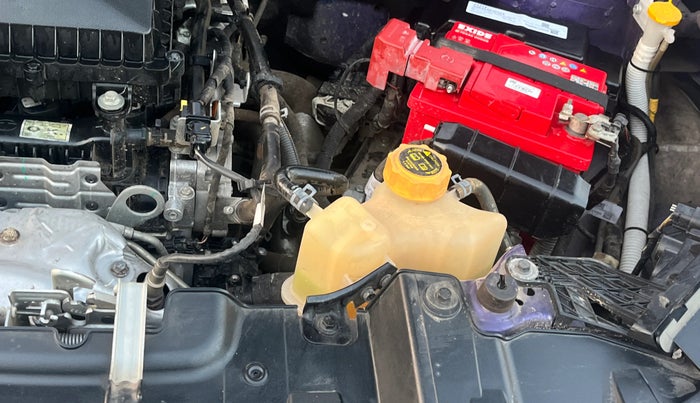 2023 Tata NEXON FEARLESS PURPLE + SUNROOF DUAL TONE 1.2 PETROL, Petrol, Manual, 28,568 km, Engine View - Left