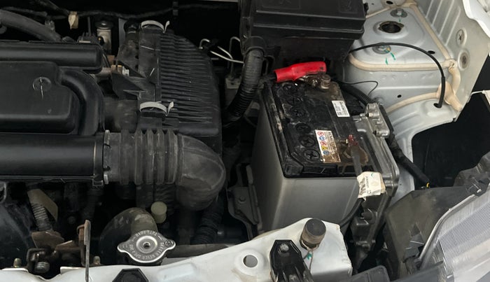 2024 Renault Kwid RXT 1.0 AMT, Petrol, Automatic, 18,999 km, Engine View - Left