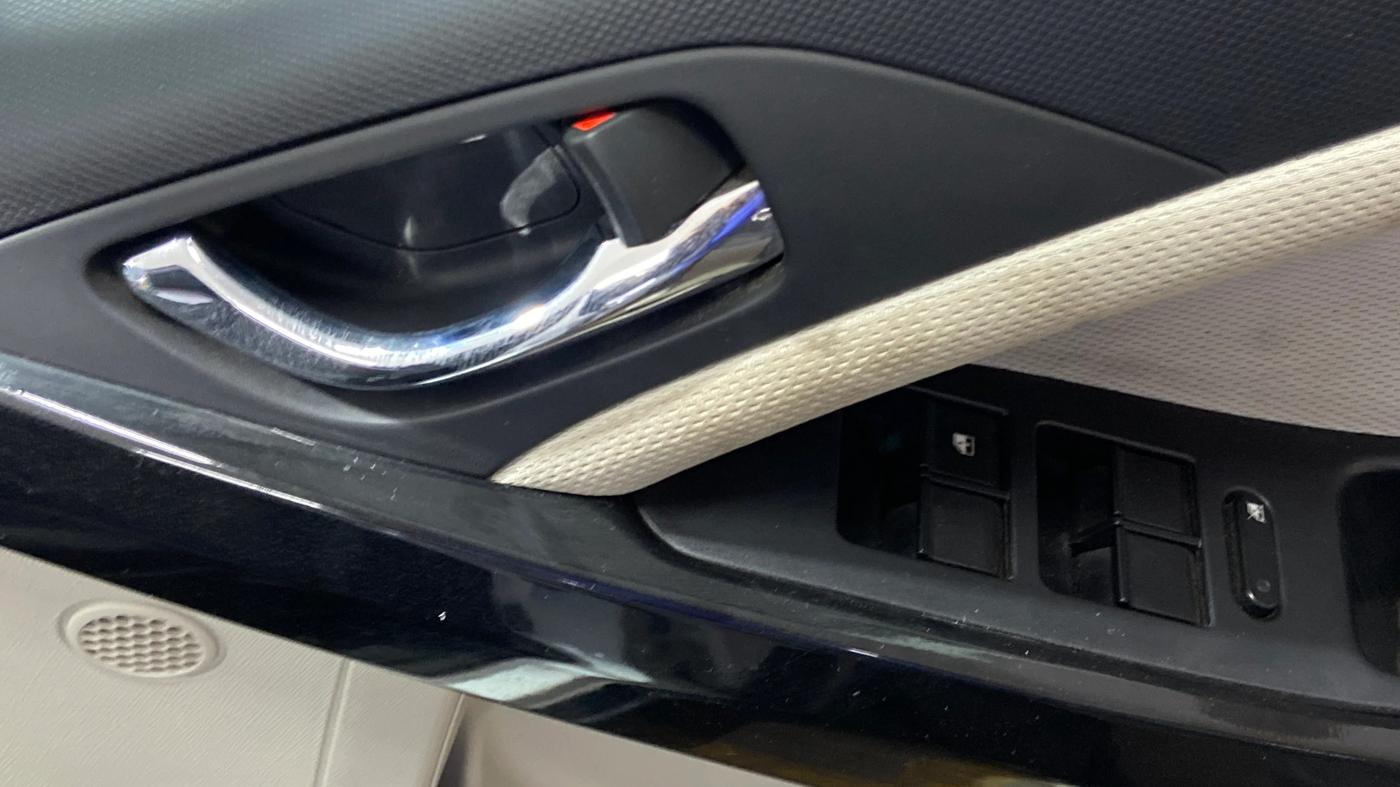 2023 Tata NEXON XZ PLUS PETROL SUNROOF, Petrol, Manual, 7,308 km, Driver Side Door Panels Control