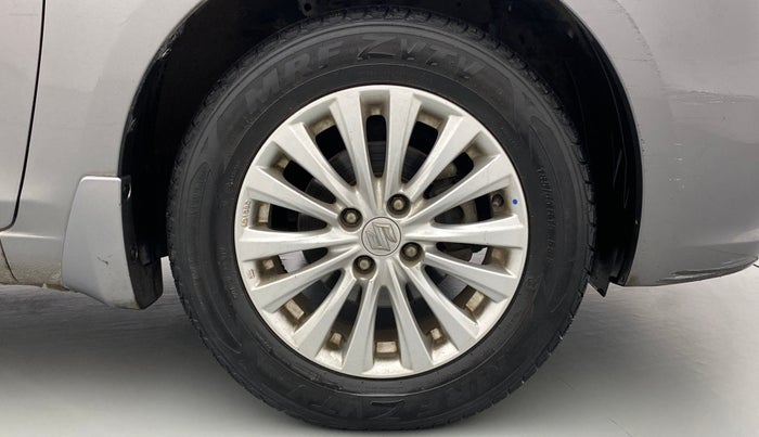 2017 Maruti Ciaz ZETA 1.4  AT PETROL, Petrol, Automatic, 52,870 km, Right Front Wheel