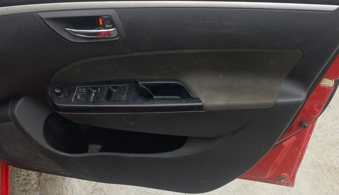 2017 Maruti Swift VXI, Petrol, Manual, 43,596 km, Driver Side Door Panels Control