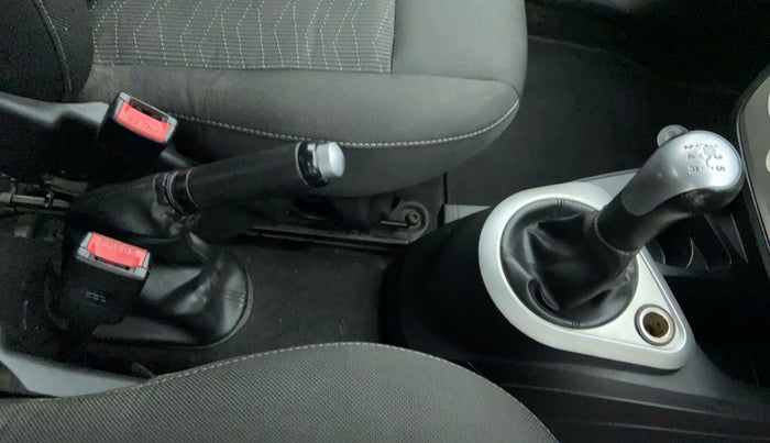 2013 Ford Figo 1.4 ZXI DURATORQ, Diesel, Manual, 75,455 km, Gear Lever