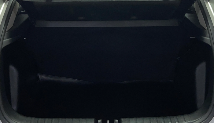 2022 KIA SONET HTK PLUS 1.2, Petrol, Manual, 17,803 km, Boot Inside