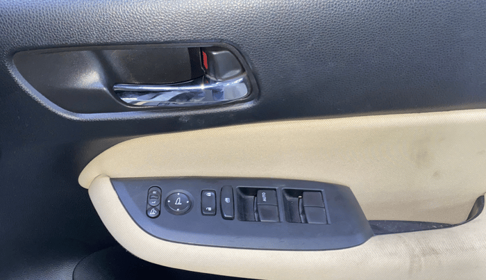 2024 Honda City 1.5L I-VTEC V, Petrol, Manual, 28,986 km, Driver Side Door Panels Control