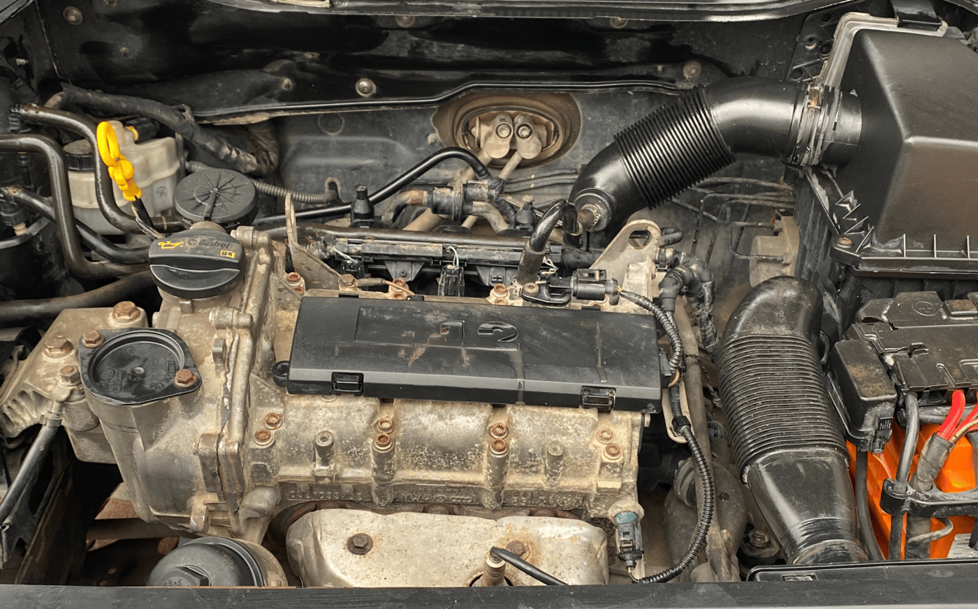2015 Volkswagen Polo HIGHLINE1.2L, Petrol, Manual, 76,923 km, Engine View