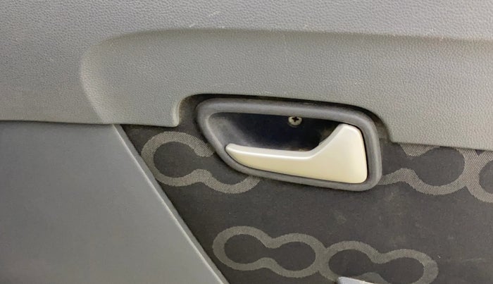 2014 Maruti Alto 800 LXI, Petrol, Manual, 55,463 km, Driver Side Door Panels Control