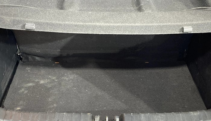 2021 KIA SONET HTX 1.0 IMT, Petrol, Manual, 27,603 km, Boot Inside