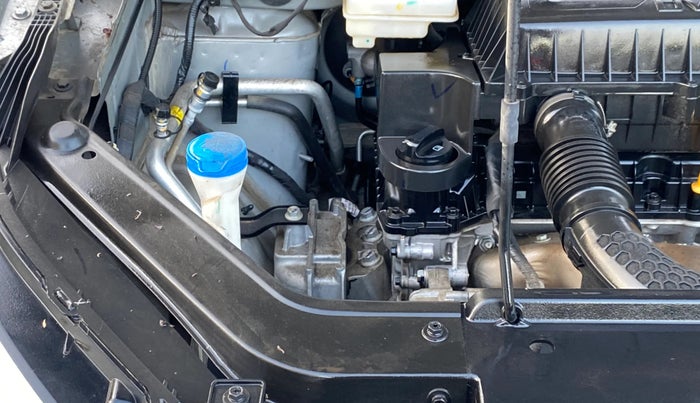 2024 MG ASTOR Sprint 1.5 MT (Ivory), Petrol, Manual, 10,855 km, Engine View - Right