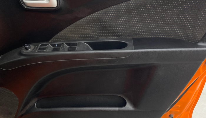 2017 Maruti Celerio ZXI AMT (O), Petrol, Automatic, 88,491 km, Driver Side Door Panels Control