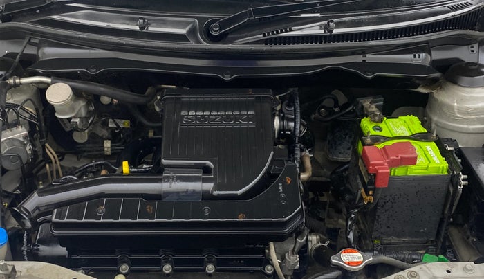 2016 Maruti Swift VXI O, Petrol, Manual, 66,684 km, Engine View