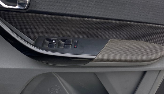 2018 Tata TIGOR XZ PLUS PETROL, Petrol, Manual, 72,637 km, Driver Side Door Panels Control