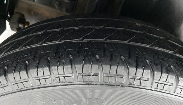 2013 Maruti Swift VDI, Diesel, Manual, 71,824 km, Right Rear Tyre Tread