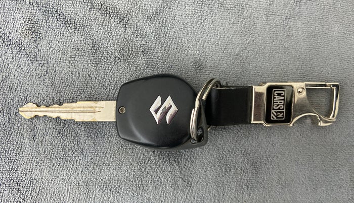 2013 Maruti Swift VDI, Diesel, Manual, 71,824 km, Key Close Up