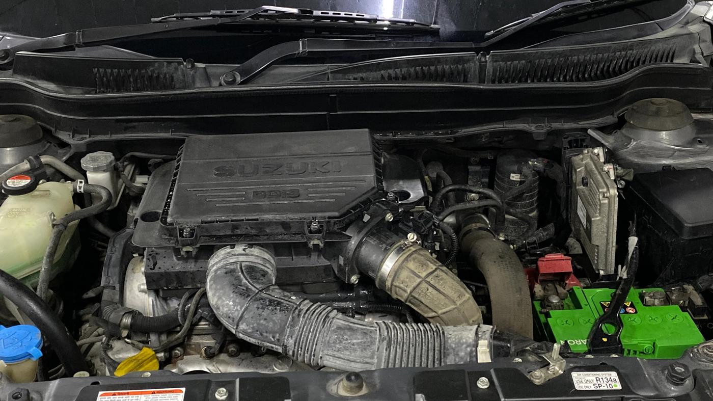 2017 Maruti Vitara Brezza ZDI, Diesel, Manual, 58,534 km, Engine View