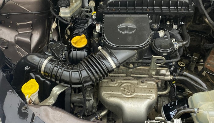 2017 Tata Tiago XT PETROL, Petrol, Manual, 71,166 km, Engine View - Right