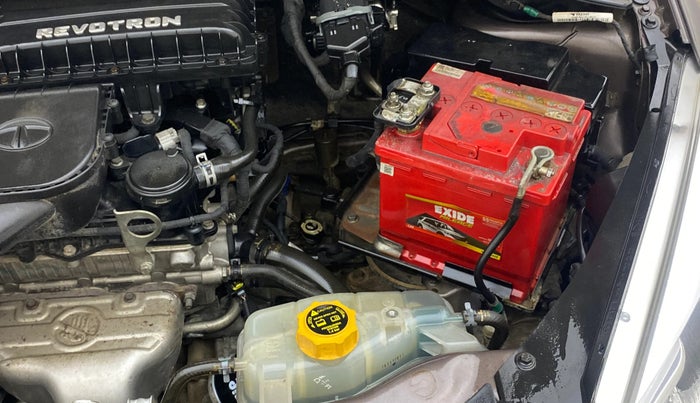 2017 Tata Tiago XT PETROL, Petrol, Manual, 71,166 km, Engine View - Left