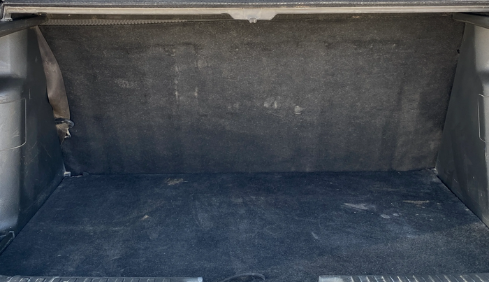 2017 Maruti Vitara Brezza VDI (O), Diesel, Manual, 1,13,564 km, Boot Inside