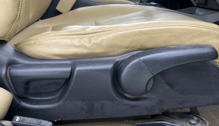 2016 Honda City 1.5L I-VTEC VX, Petrol, Manual, 77,152 km, Driver Side Adjustment Panel