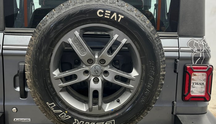 2022 Mahindra Thar LX PETROL HT 4WD AT, Petrol, Automatic, 57,195 km, Spare Tyre