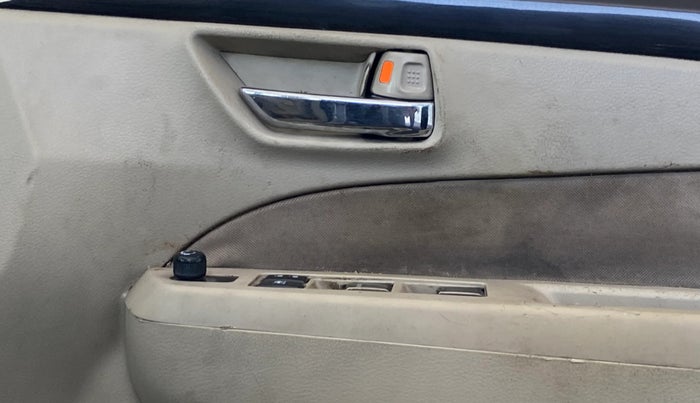 2017 Maruti Ciaz DELTA DIESEL 1.3, Diesel, Manual, 70,082 km, Driver Side Door Panels Control